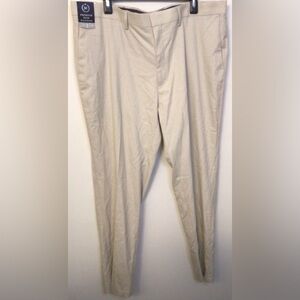 Haggar Men's Dress Pants in Beige